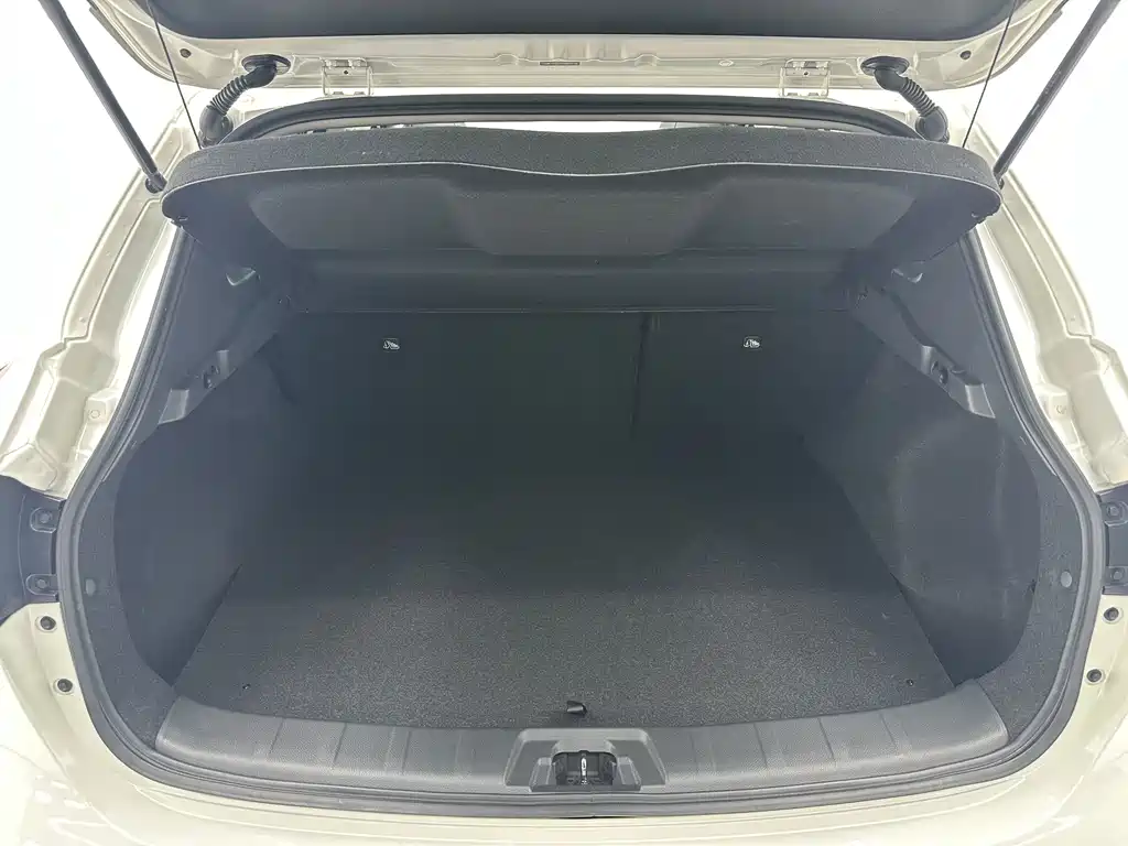Nissan Qashqai — фото 18