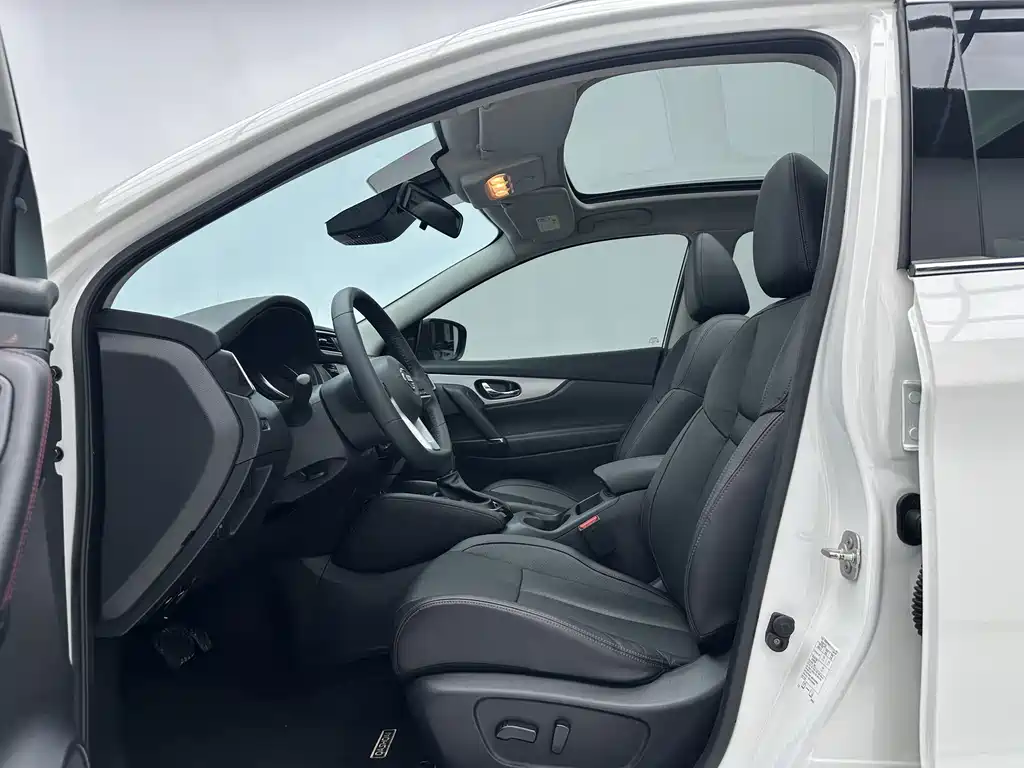 Nissan Qashqai — фото 5