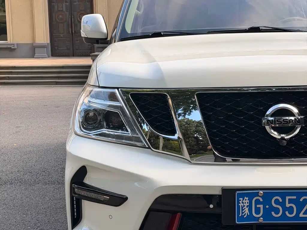 Nissan Patrol — фото 15