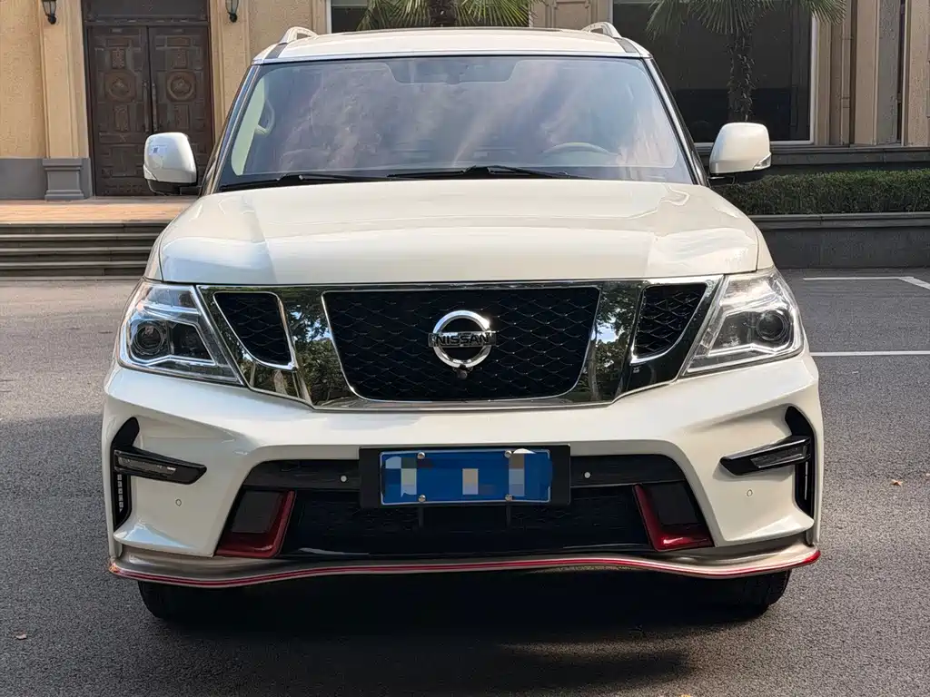 Nissan Patrol — фото 3