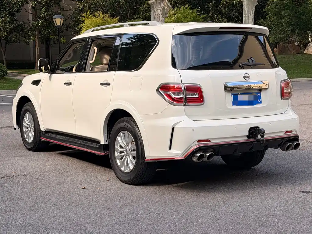 Nissan Patrol — фото 4