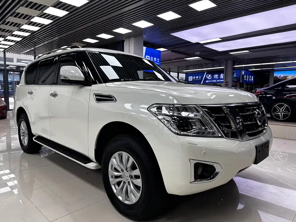 Nissan Patrol — фото 3