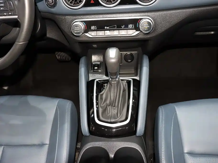 Nissan Qashqai — фото 14