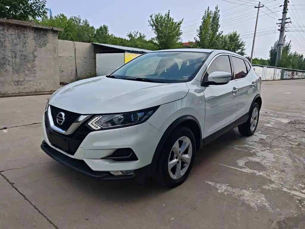 Nissan Qashqai — фото 2