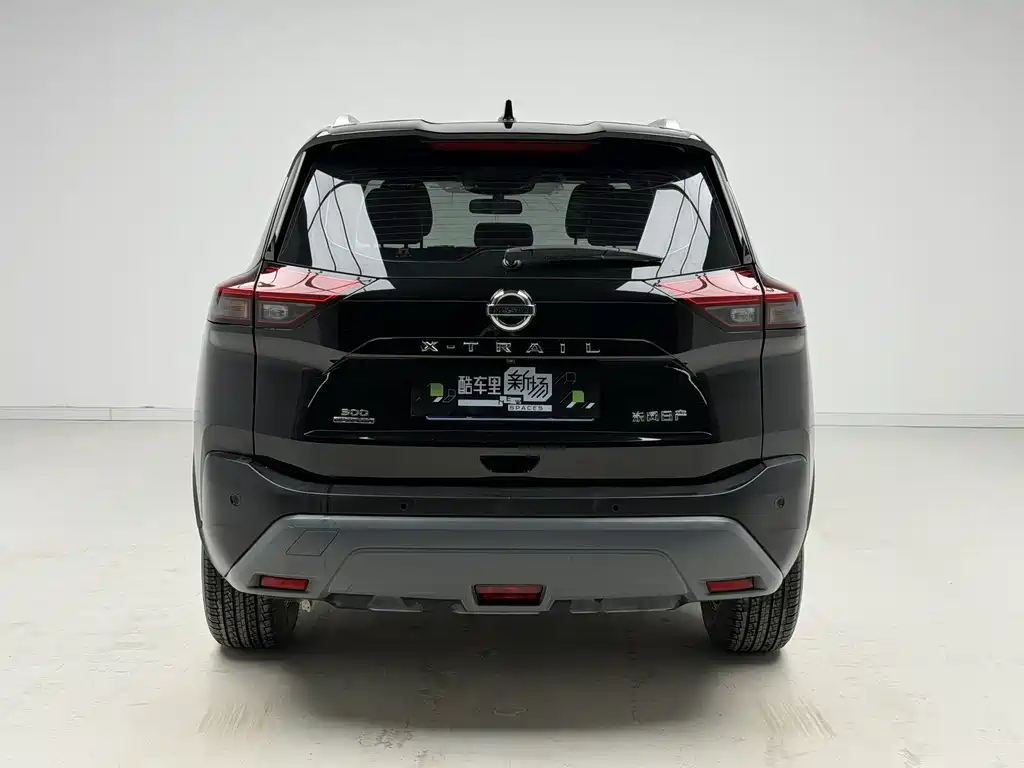 Nissan X-Trail — фото 5