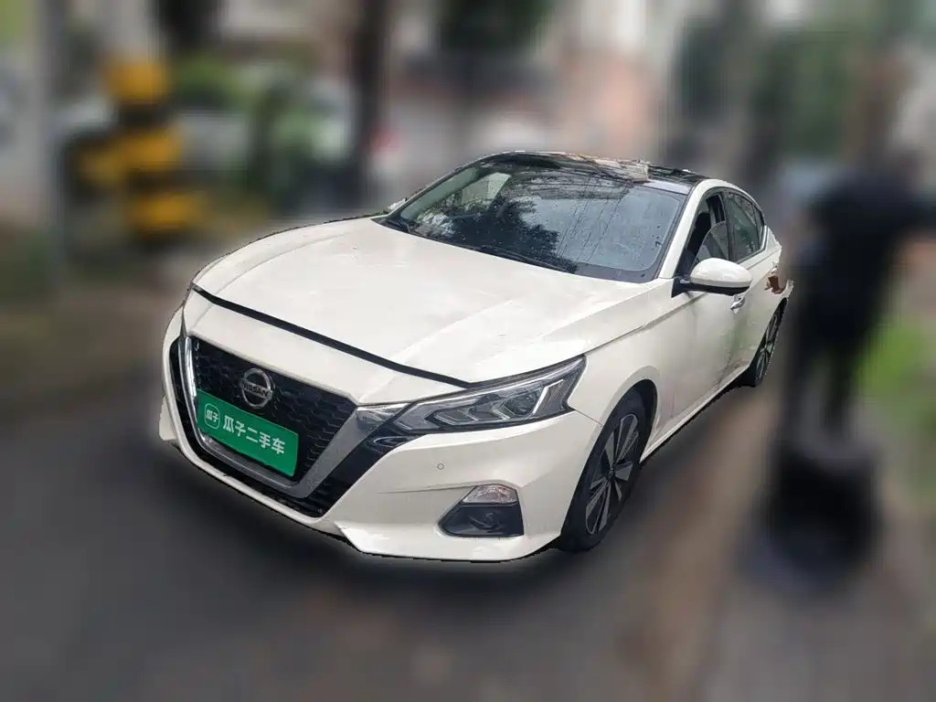 Nissan Teana — фото 2