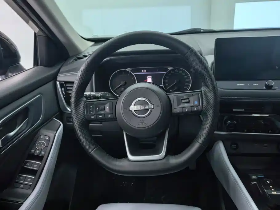 Nissan X-Trail — фото 15
