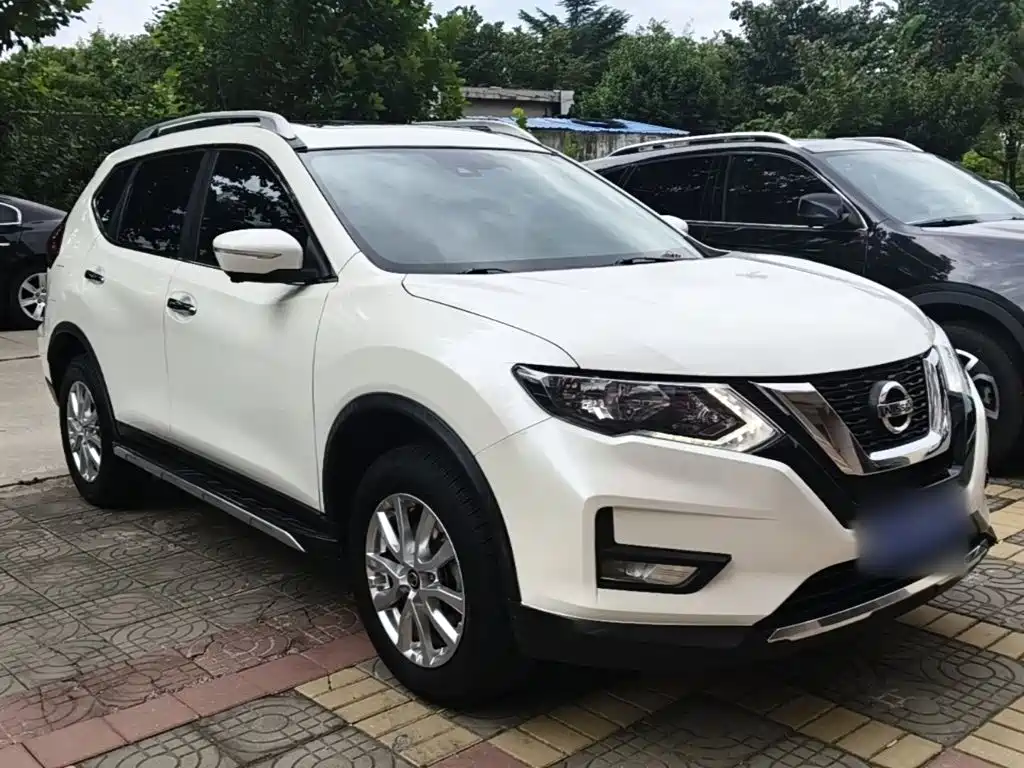 Nissan X-Trail — фото 4