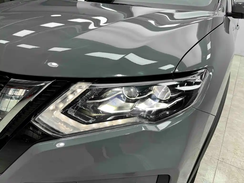Nissan X-Trail — фото 18