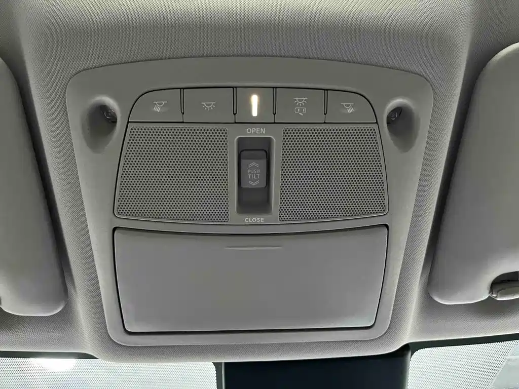 Nissan X-Trail — фото 9