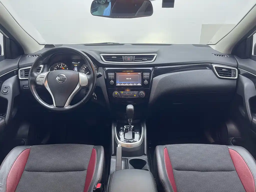 Nissan Qashqai — фото 17