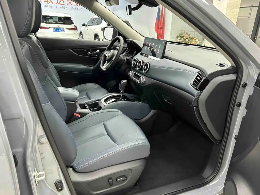 Nissan X-Trail — фото 14