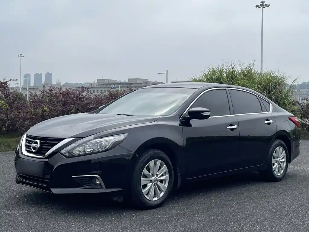 Nissan Teana — фото 3