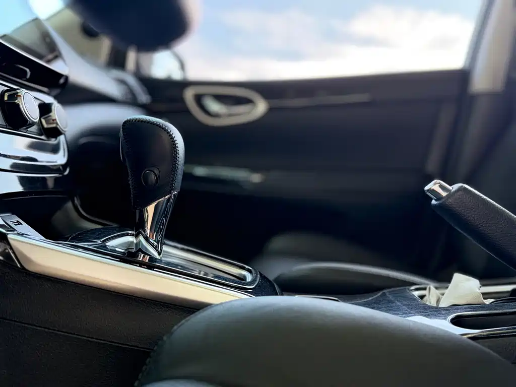 Nissan Sylphy — фото 10