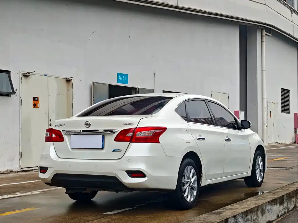 Nissan Sylphy — фото 4