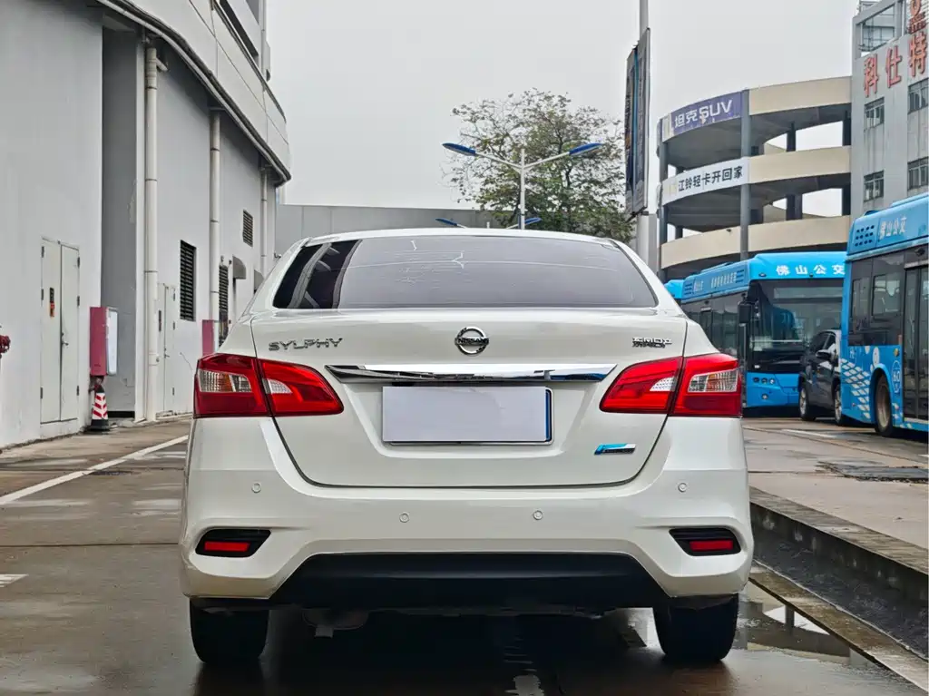 Nissan Sylphy — фото 5