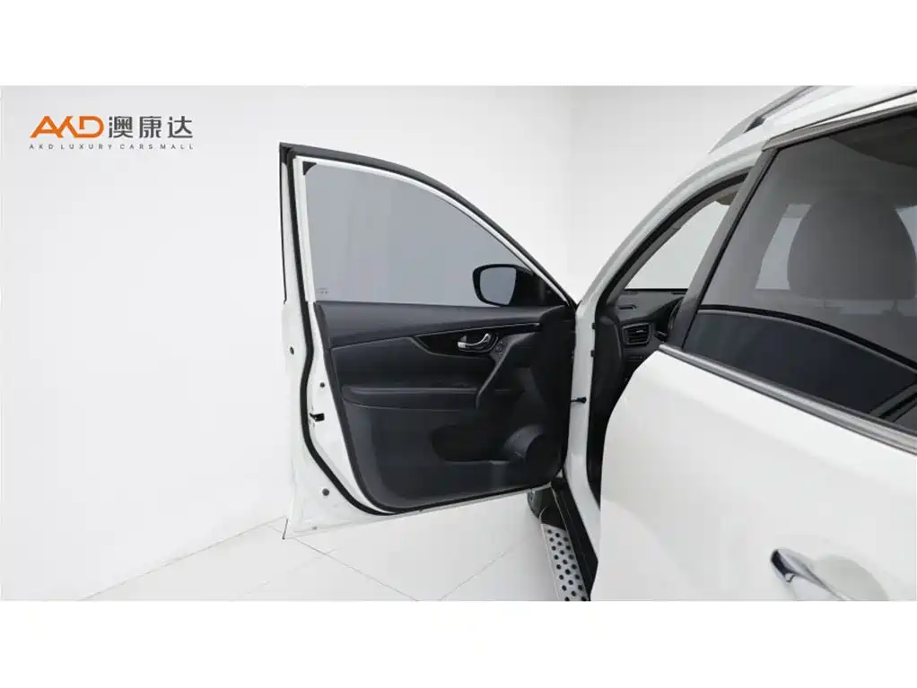 Nissan X-Trail — фото 10