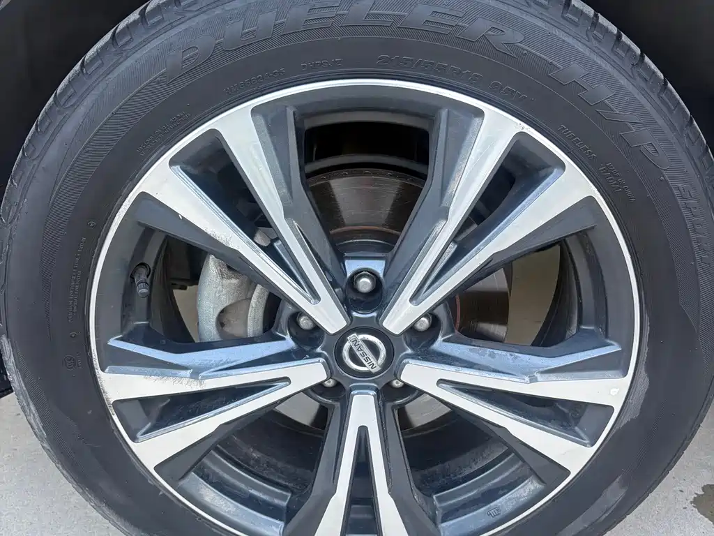 Nissan Qashqai — фото 19
