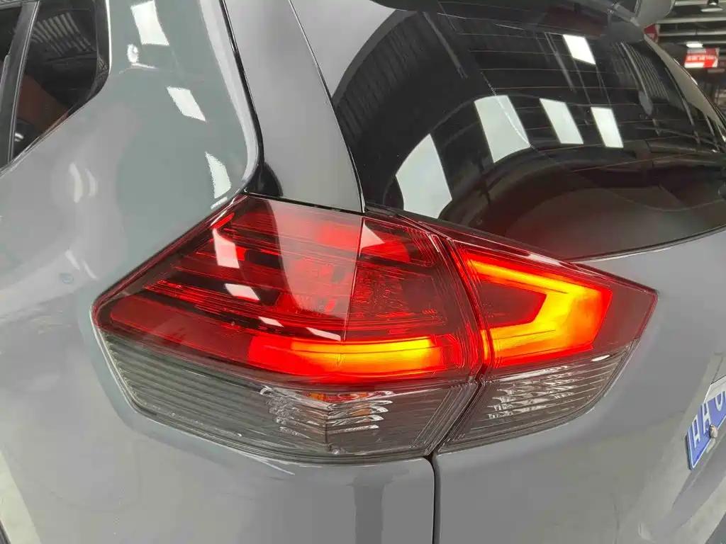 Nissan X-Trail — фото 19
