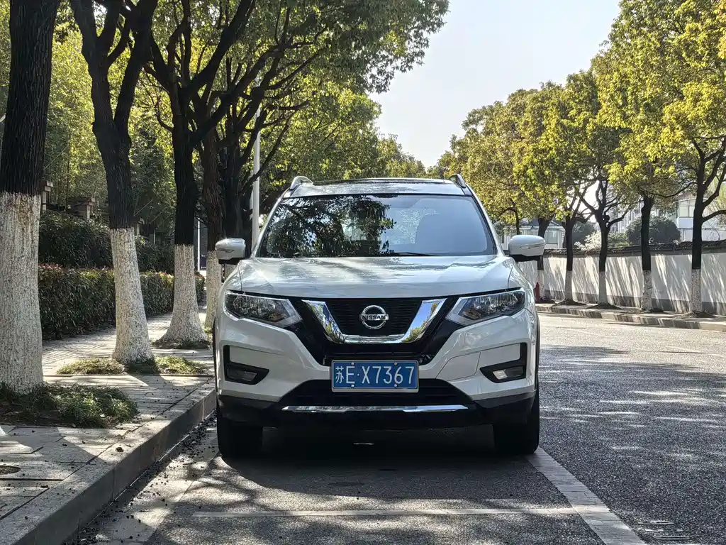 Nissan X-Trail — фото 2