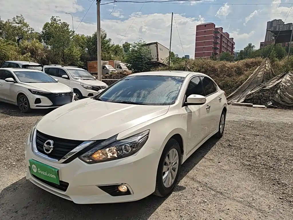 Nissan Teana — фото 2