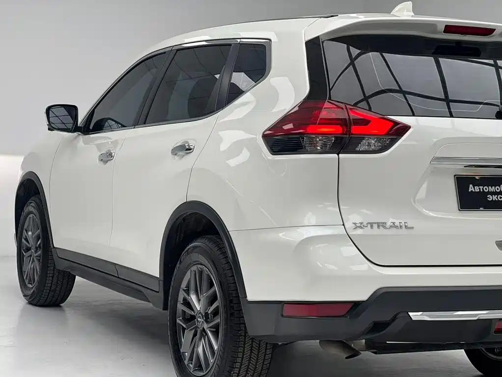Nissan X-Trail — фото 5