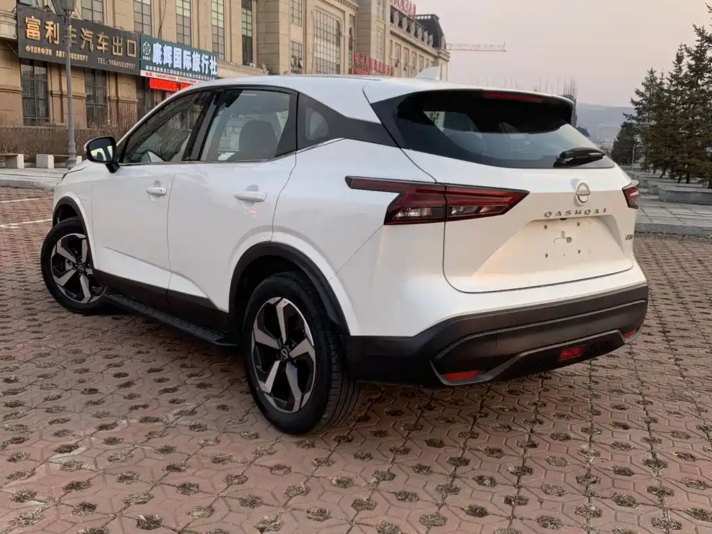 Nissan Qashqai — фото 6