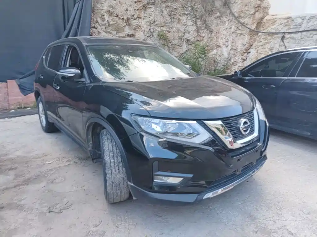 Nissan X-Trail — фото 4