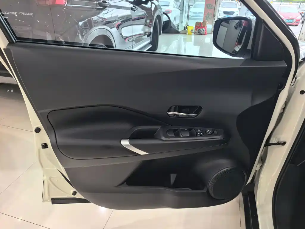 Nissan Kicks — фото 6
