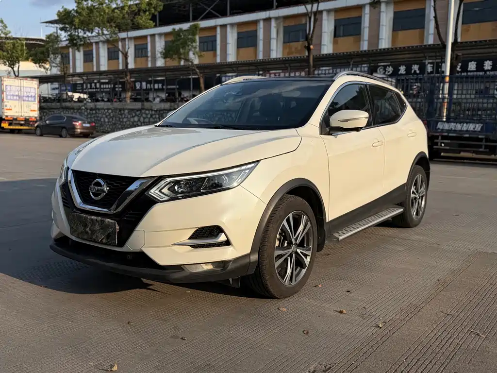 Nissan Qashqai — фото 3