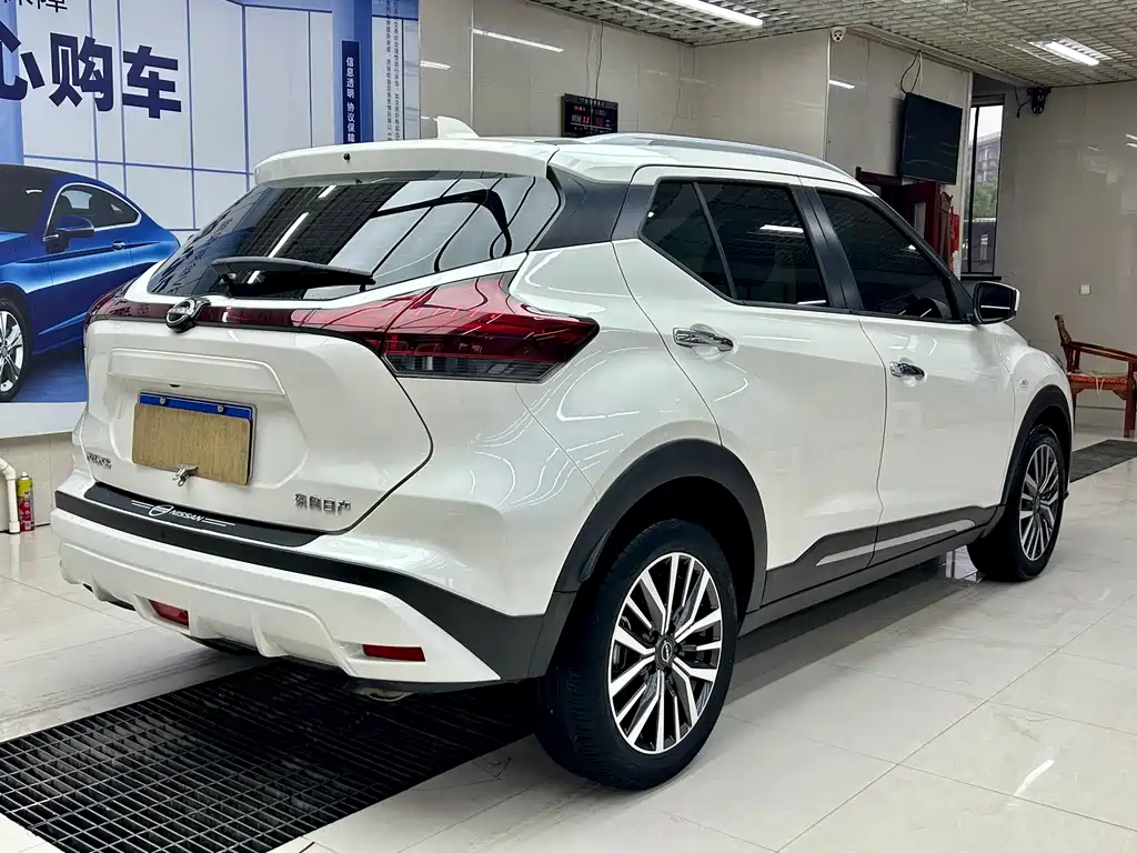 Nissan Kicks — фото 4