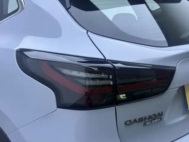 Nissan Qashqai — фото 8