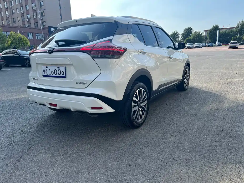 Nissan Kicks — фото 10