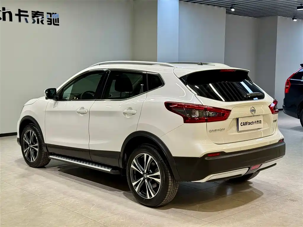 Nissan Qashqai — фото 6