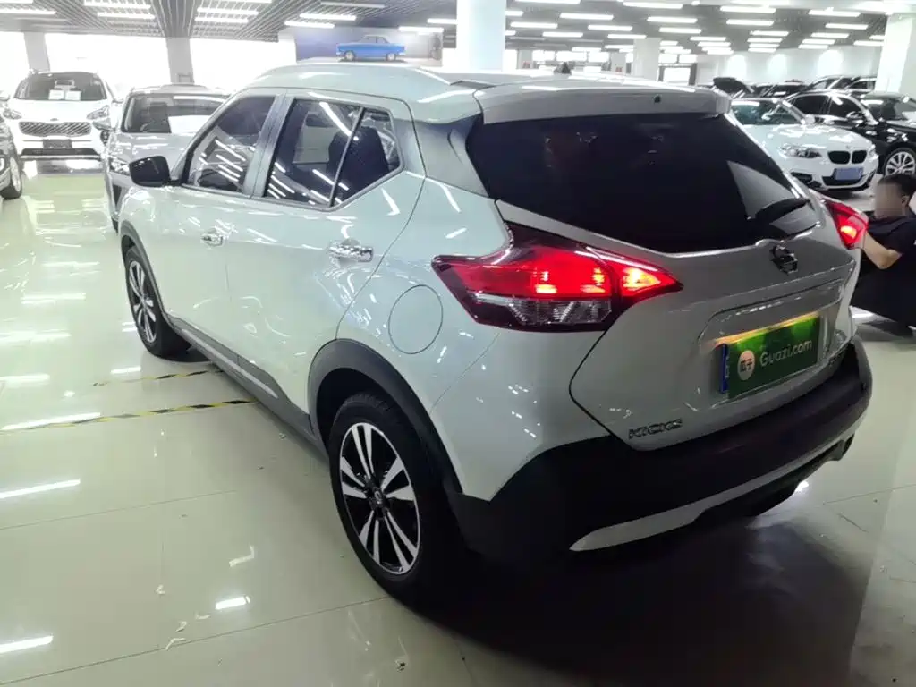 Nissan Kicks — фото 5