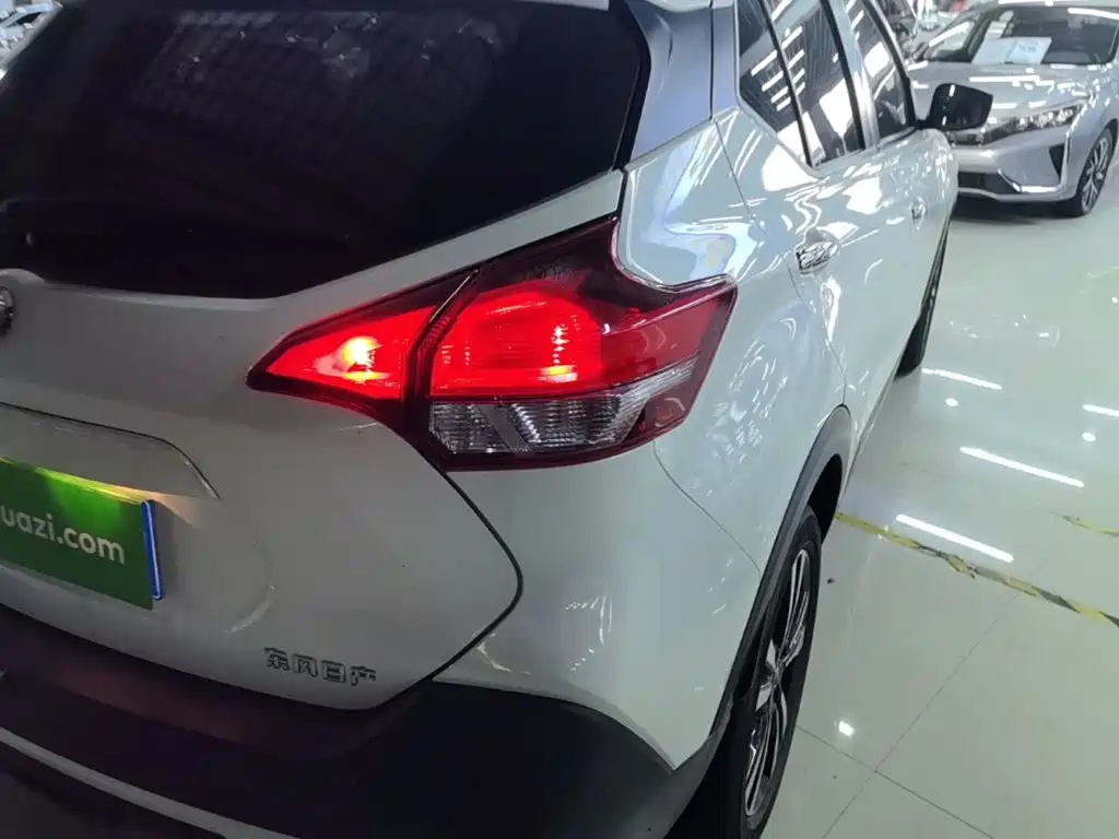 Nissan Kicks — фото 8