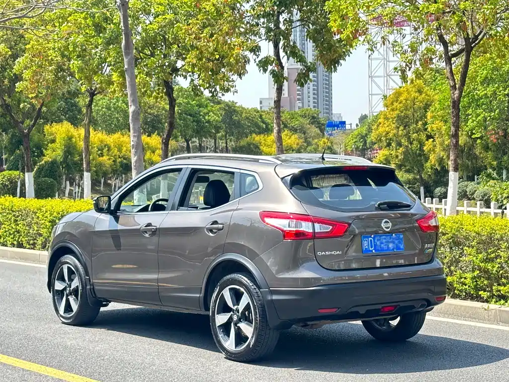 Nissan Qashqai — фото 3