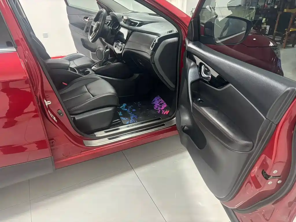 Nissan Qashqai — фото 14