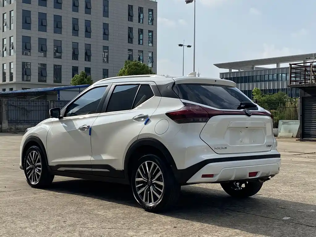 Nissan Kicks — фото 7