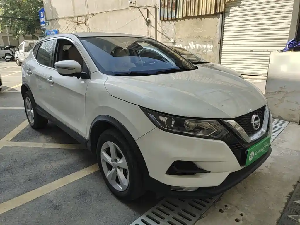 Nissan Qashqai — фото 4