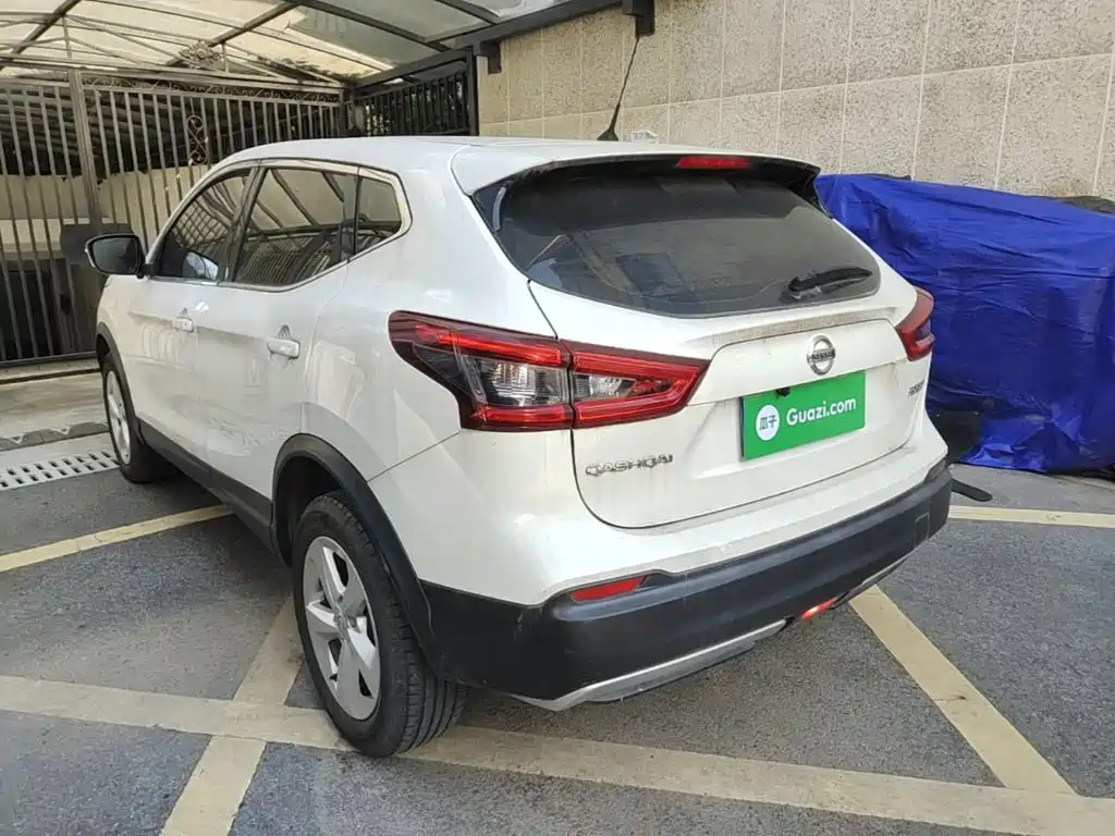 Nissan Qashqai — фото 5