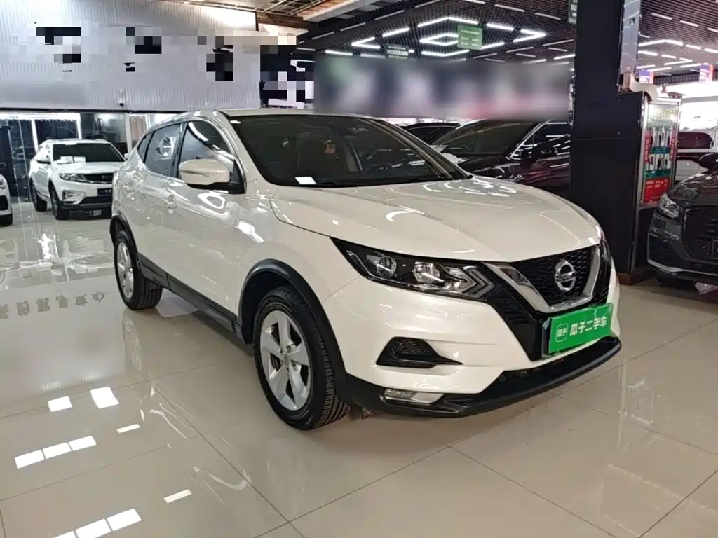 Nissan Qashqai — фото 4