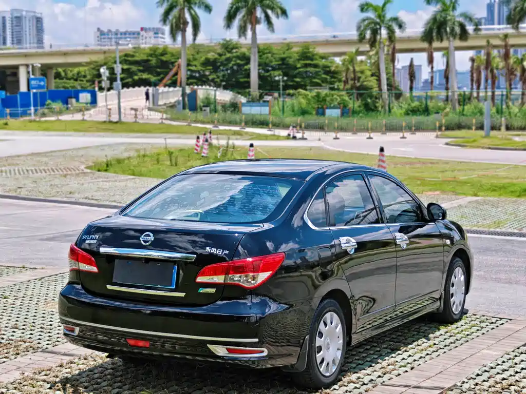 Nissan Sylphy — фото 4