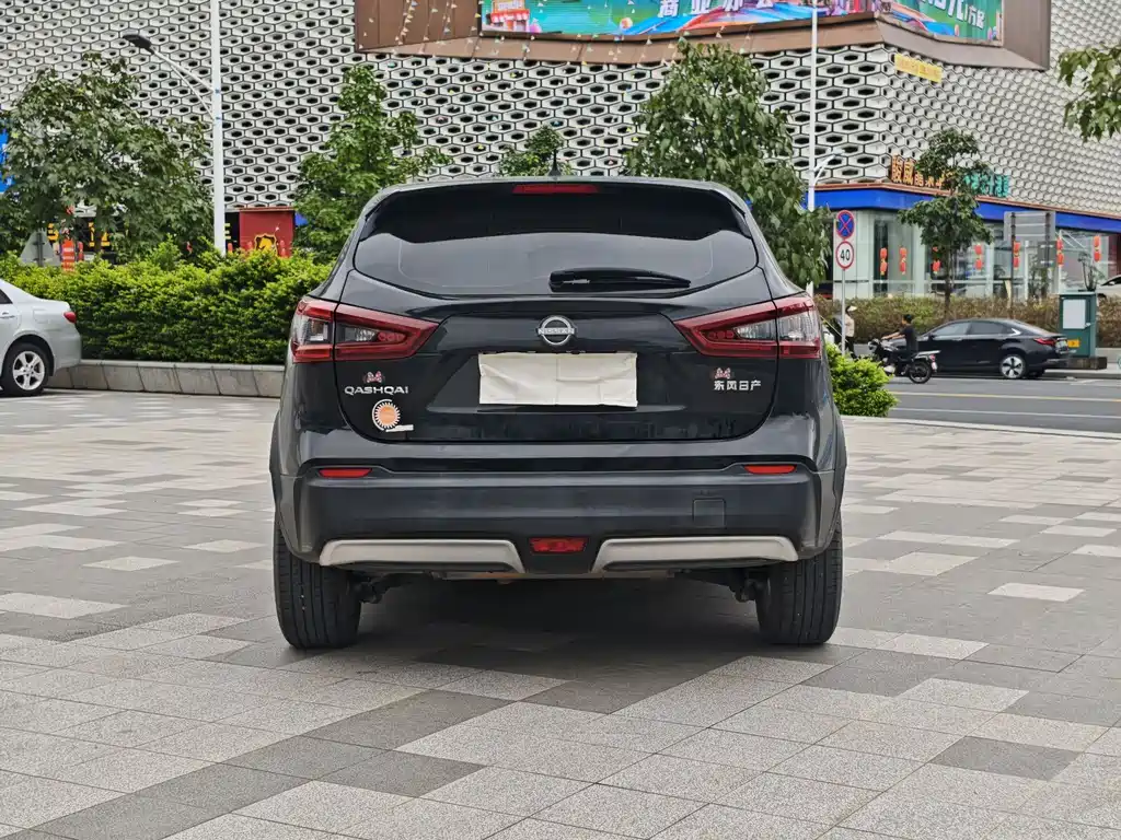 Nissan Qashqai — фото 3