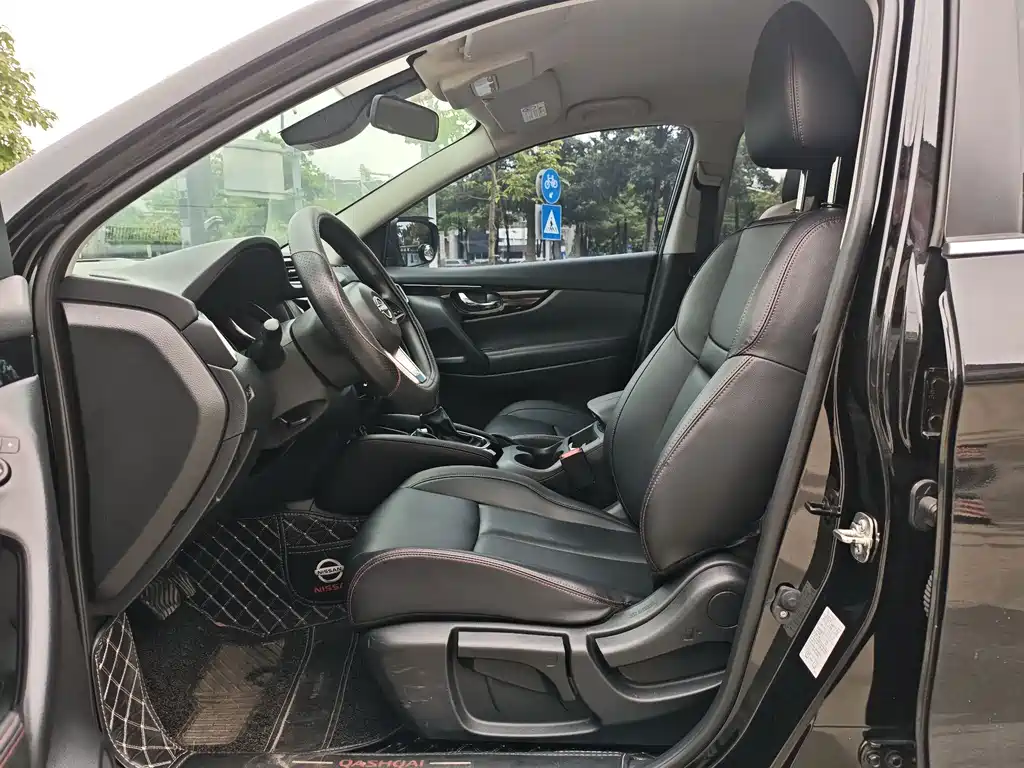 Nissan Qashqai — фото 5