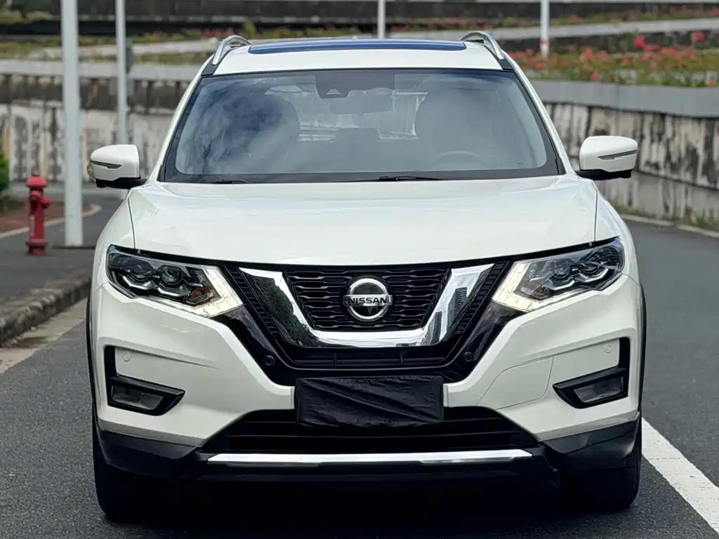 Nissan X-Trail — фото 5