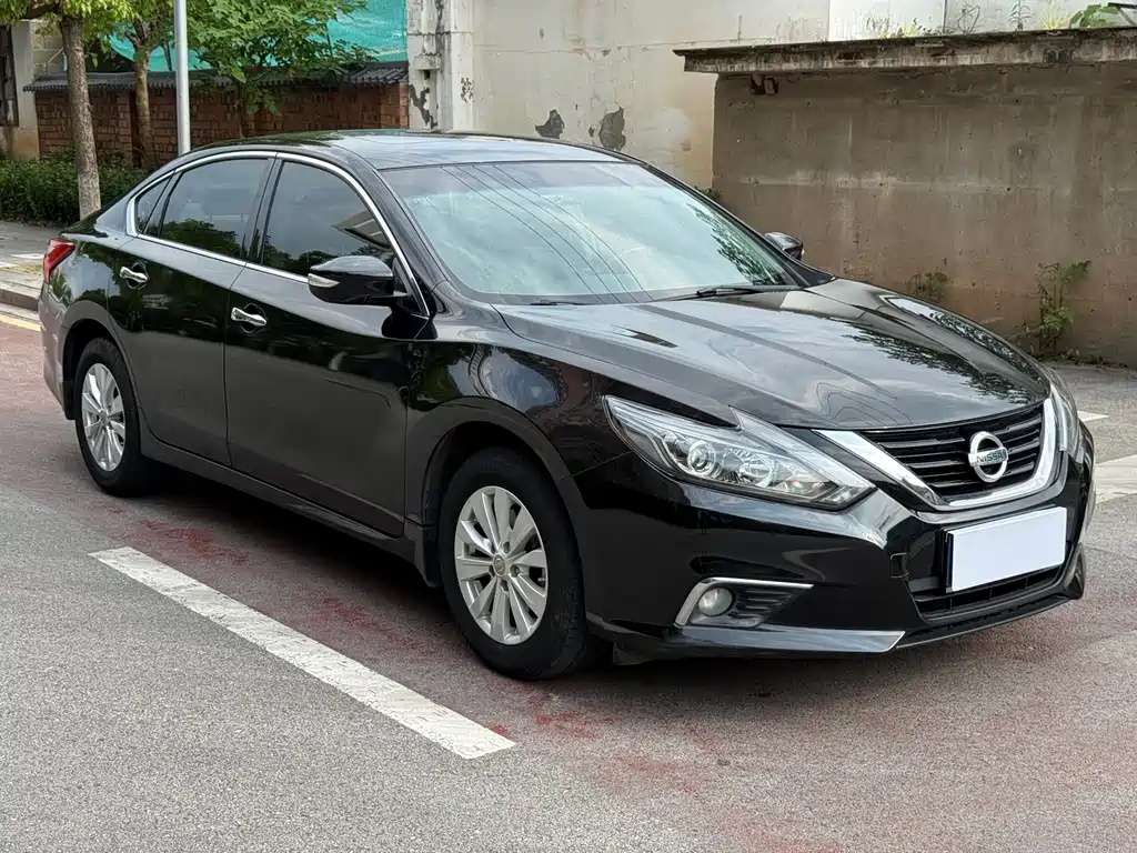 Nissan Teana — фото 3