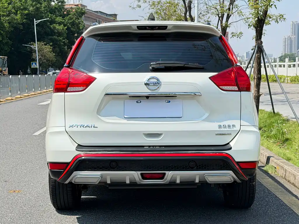 Nissan X-Trail — фото 15