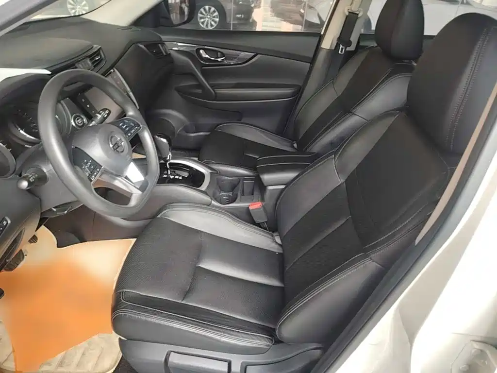 Nissan X-Trail — фото 15