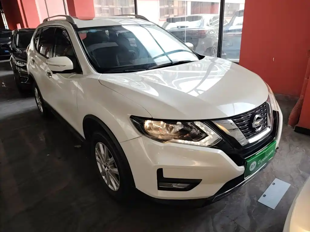 Nissan X-Trail — фото 4